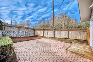 2405 63rd Ave SE, Mercer Island, WA 98040 - Photo 11