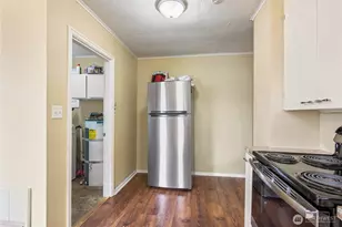 1002 N 10th Ave, Kelso, WA 98626 - Photo 7