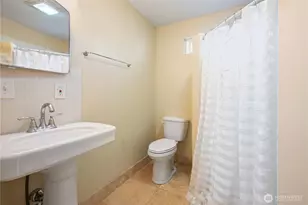 1002 N 10th Ave, Kelso, WA 98626 - Photo 13