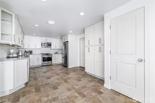 14215 SE 259th Pl, Kent, WA 98042 - Photo 7