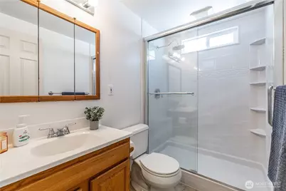 14215 SE 259th Place, Kent, WA 98042 - Photo 15