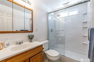 14215 SE 259th Pl, Kent, WA 98042 - Photo 15