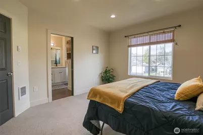 325 E Scott Street, Aberdeen, WA 98520 - Photo 29