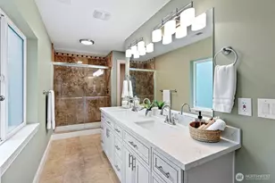 8180 NE West Port Madison Rd, Bainbridge Island, WA 98110 - Photo 21