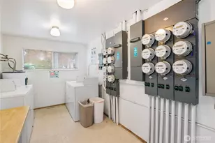 14520 Phinney Ave N, Shoreline, WA 98133 - Photo 17