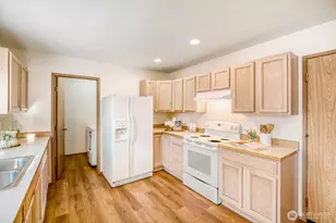 825 SW 361st St, Federal Way, WA 98023 - Photo 11