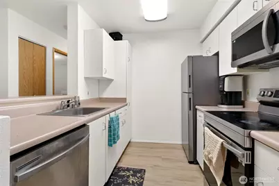 12303 Harbour Pointe Boulevard #U105, Mukilteo, WA 98275 - Photo 7