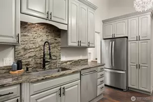 2305 NW Oakcrest Dr, Issaquah, WA 98027 - Photo 11