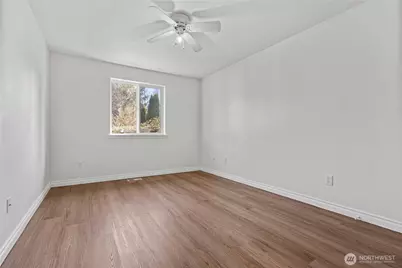 11411 199th Avenue E, Bonney Lake, WA 98391 - Photo 13