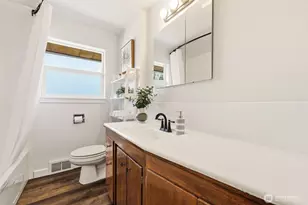 13120 12th Ave S, Burien, WA 98168 - Photo 9