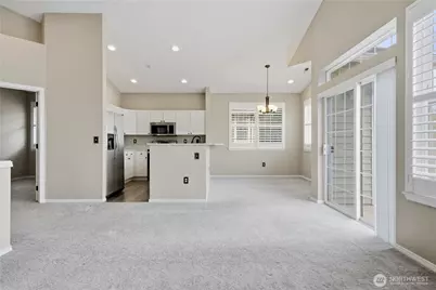 18676 NE 56th Court, Redmond, WA 98052 - Photo 3