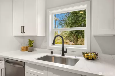 11136 108th Avenue NE, Kirkland, WA 98033 - Photo 3