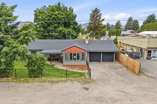 348 N Kentucky Ave, East Wenatchee, WA 98802 - Photo 3