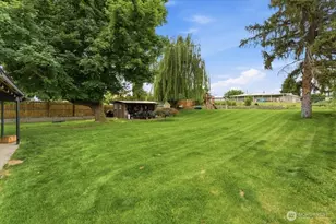 348 N Kentucky Ave, East Wenatchee, WA 98802 - Photo 11