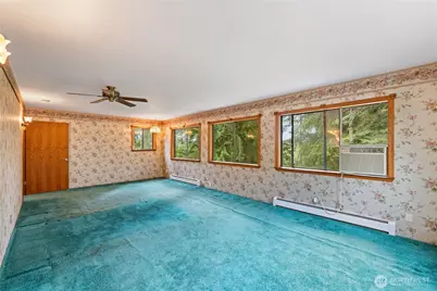 671 Edmonds Road, Coupeville, WA 98239 - Photo 23