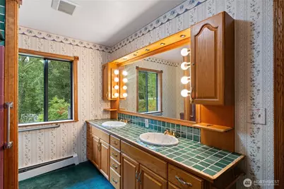 671 Edmonds Road, Coupeville, WA 98239 - Photo 29