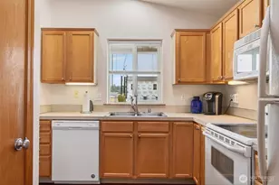 35 Glen Ln, Cathlamet, WA 98612 - Photo 5