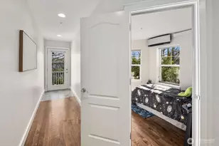 202 24th Ave E, Seattle, WA 98112 - Photo 17