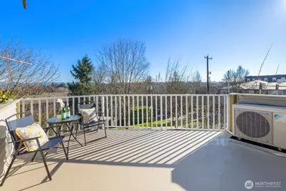 202 24th Avenue E #6, Seattle, WA 98112 - Photo 23