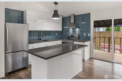 340 SE Clark Street, Issaquah, WA 98027 - Photo 9