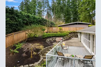 10617 SE 18th Street, Bellevue, WA 98004 - Photo 35