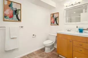 10617 SE 18th St, Bellevue, WA 98004 - Photo 27