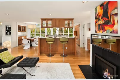 10617 SE 18th Street, Bellevue, WA 98004 - Photo 13