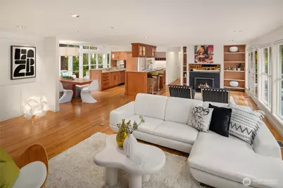 10617 SE 18th Street, Bellevue, WA 98004 - Photo 7