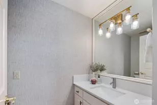 4601 NE 89th St, Seattle, WA 98115 - Photo 17