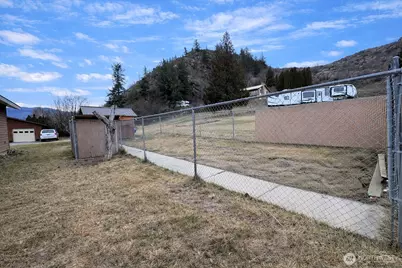 9 C Rose Street, Oroville, WA 98844 - Photo 31