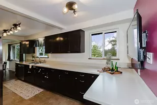 1820 Rustic Ln, Bremerton, WA 98310 - Photo 11