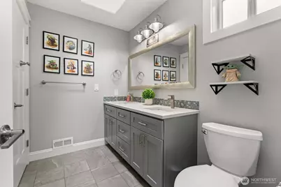 9916 NW Dishman Road, Bremerton, WA 98312 - Photo 27