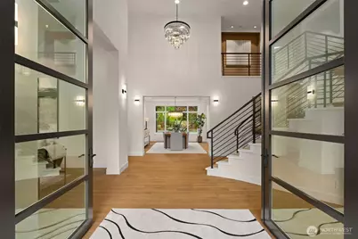 105 Windsor Drive SE, Sammamish, WA 98074 - Photo 3