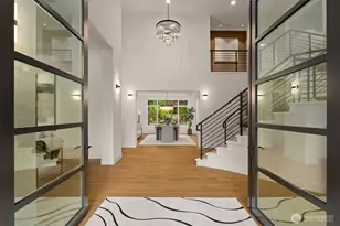 105 Windsor Dr SE, Sammamish, WA 98074 - Photo 3