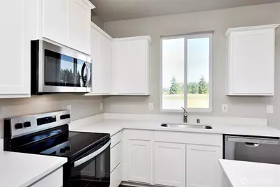 9720 Hay Street SE, Yelm, WA 98597 - Photo 3