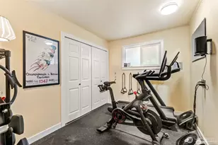 10218 NE 65th St, Kirkland, WA 98033 - Photo 15