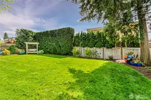 10218 NE 65th St, Kirkland, WA 98033 - Photo 21