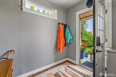 10218 NE 65th Street, Kirkland, WA 98033 - Photo 5