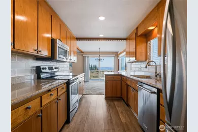 704 Flintstone Drive, Camano Island, WA 98282 - Photo 9