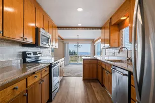 704 Flintstone Dr, Camano Island, WA 98282 - Photo 9