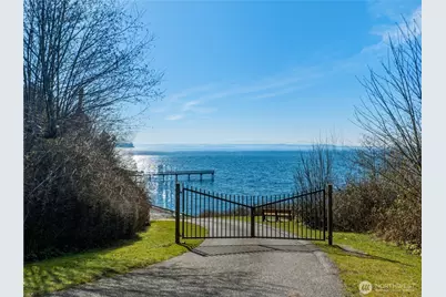 704 Flintstone Drive, Camano Island, WA 98282 - Photo 37