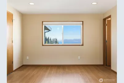 704 Flintstone Drive, Camano Island, WA 98282 - Photo 13