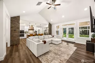 6645 Hawks Prairie Rd NE, Olympia, WA 98516 - Photo 11