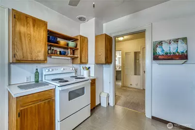 751 S 39th Street, Tacoma, WA 98418 - Photo 7