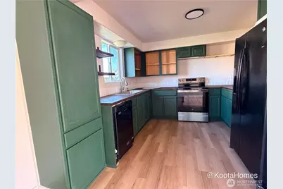 1215 Skagit Street #A, Mount Vernon, WA 98273 - Photo 9