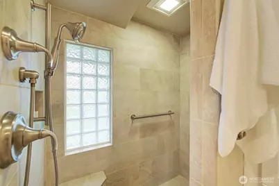 243 140th Avenue NE, Bellevue, WA 98005 - Photo 23