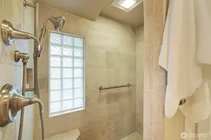 243 140th Ave NE, Bellevue, WA 98005 - Photo 23