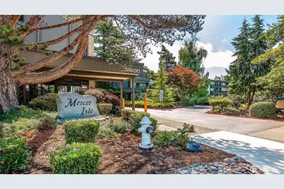 2500 81st Avenue SE #332, Mercer Island, WA 98040 - Photo 1