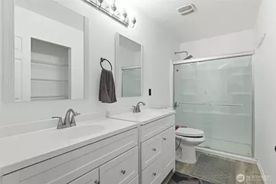 10430 13th Avenue Ct E, Tacoma, WA 98445 - Photo 25