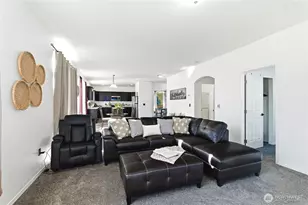 10430 13th Ave Ct E, Tacoma, WA 98445 - Photo 15